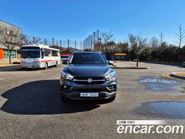 KG_Mobility_Ssangyong Rexton 2018 thumb 3