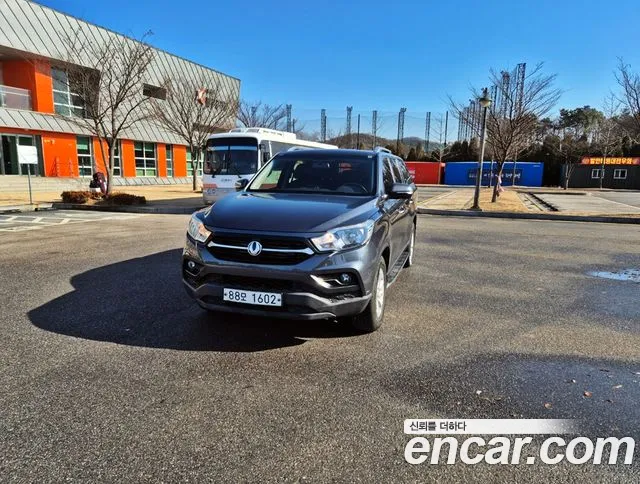 KG_Mobility_Ssangyong Rexton 2018 thumb 12