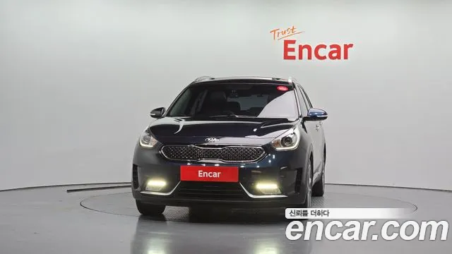 Kia Niro 2016 thumb 3