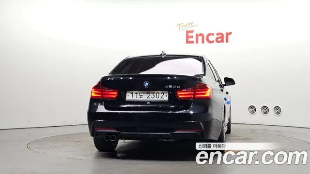 BMW 3-Series 2015 thumb 4