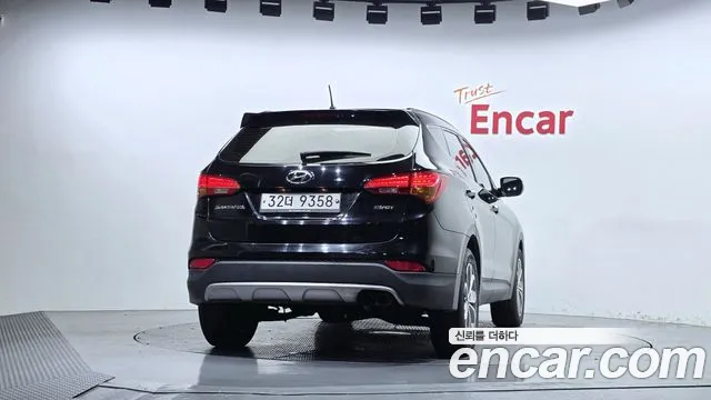 Hyundai Santa Fe 2013 thumb 4