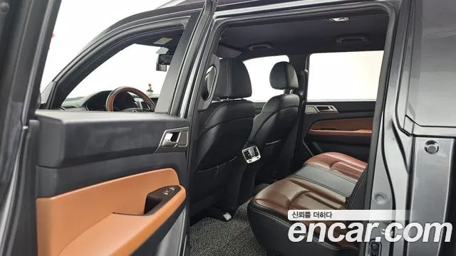 KG_Mobility_Ssangyong Rexton 2019 thumb 12