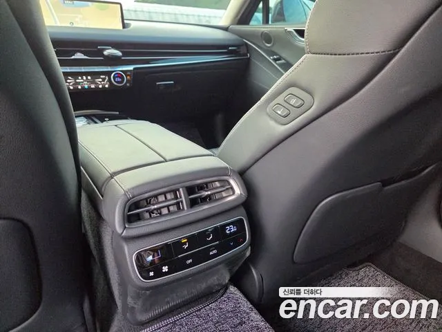 Genesis G80 2022 thumb 12