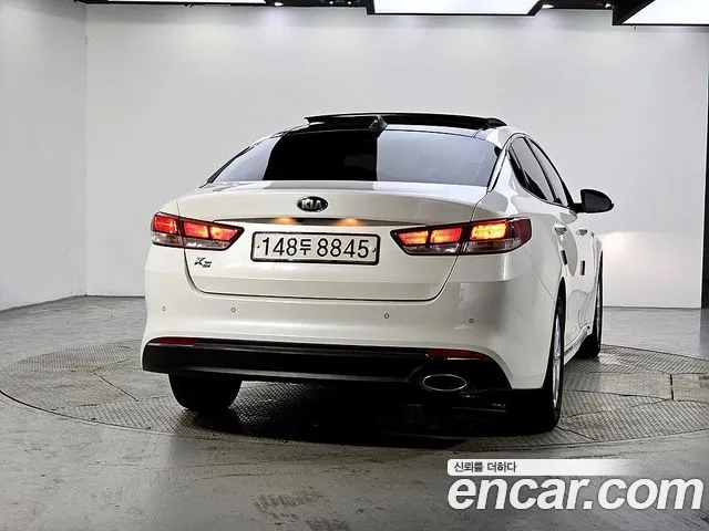 Kia K5 2017 thumb 3