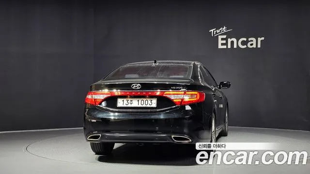 Hyundai Grandeur 2011 thumb 4