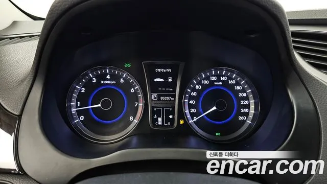 Hyundai Grandeur 2011 thumb 8