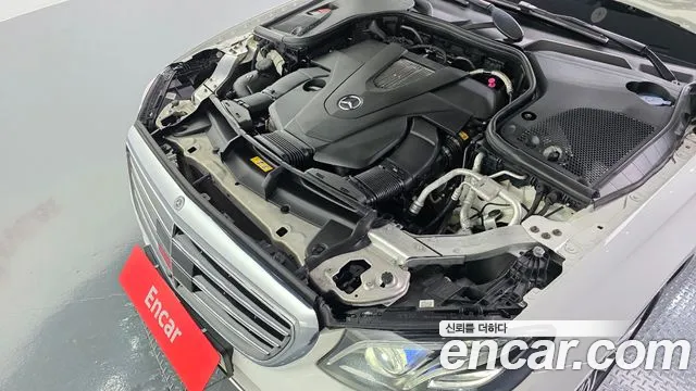 Mercedes-Benz E-Класс 2018 thumb 6