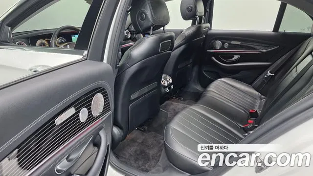 Mercedes-Benz E-Класс 2018 thumb 12