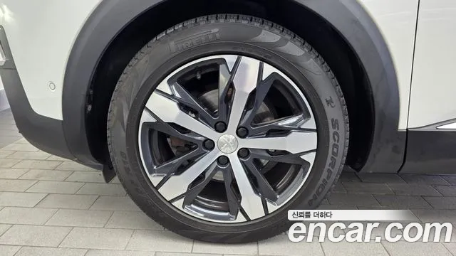 Peugeot 3008 2017 thumb 5