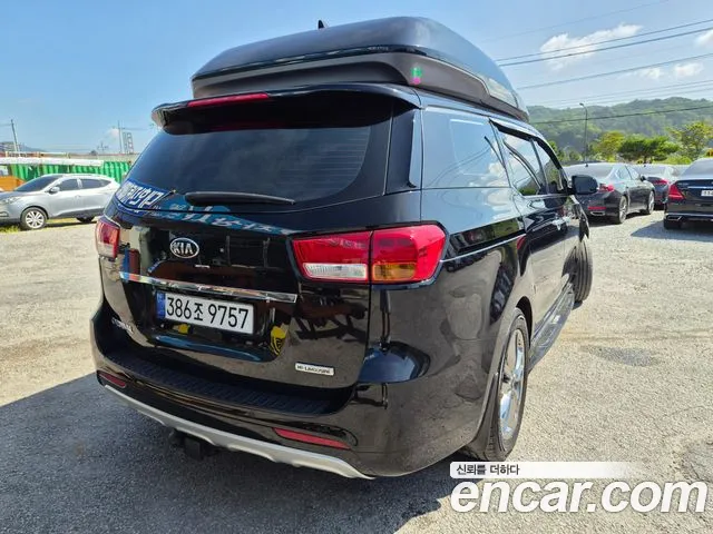 Kia Carnival 2014 thumb 4