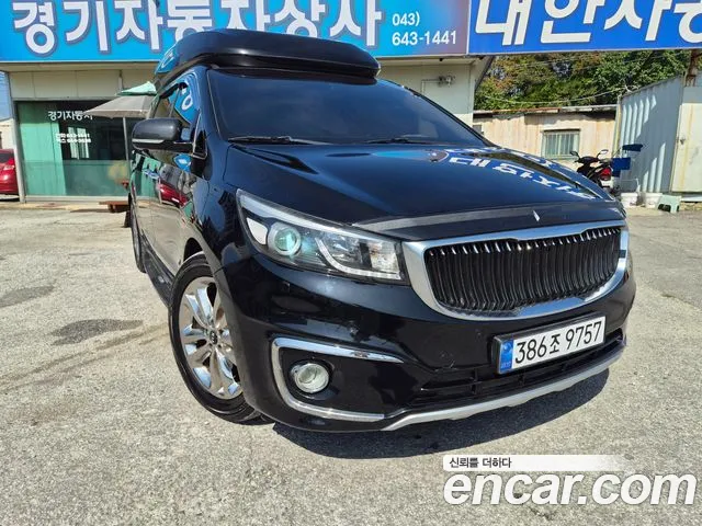 Kia Carnival 2014 thumb 11