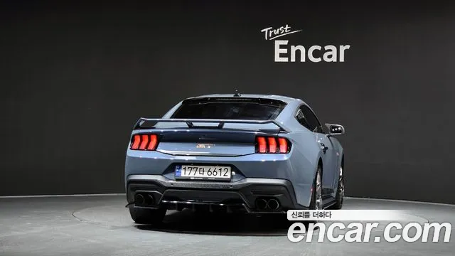 Ford Mustang Mach-E 2024 thumb 4
