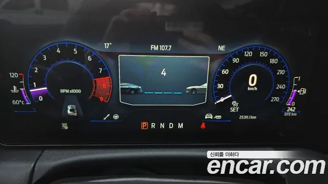 Ford Mustang Mach-E 2024 thumb 8
