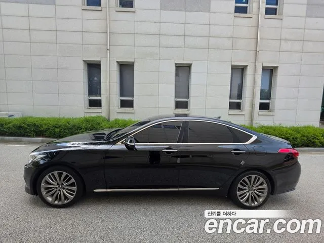 Hyundai Genesis 2015 thumb 3