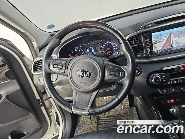 Kia Sorento 2016 thumb 9