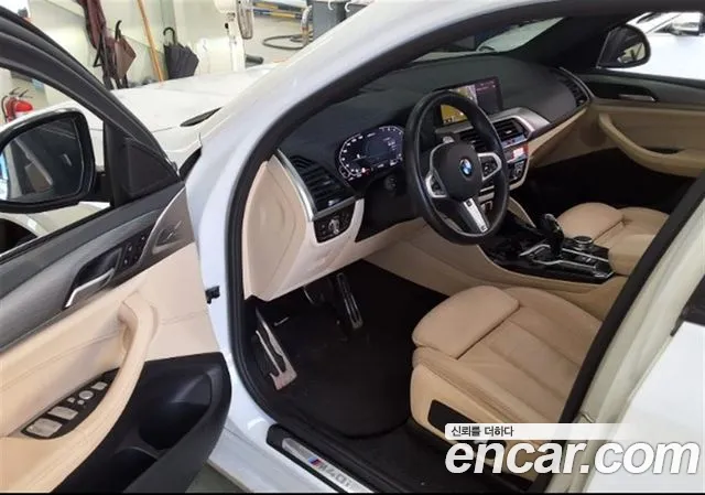 BMW X4 2021 thumb 3