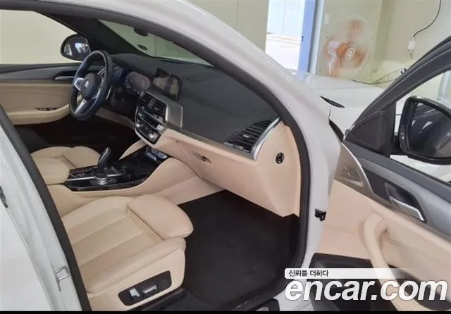 BMW X4 2021 thumb 4