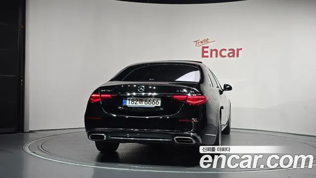 Mercedes-Benz S-Класс 2024 thumb 4