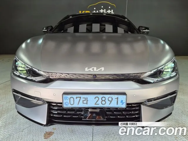 Kia EV6 2022 thumb 12