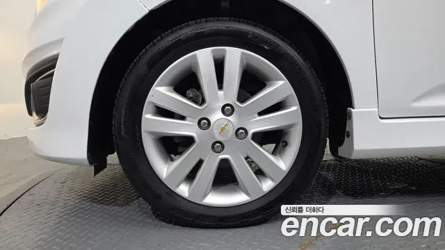 ChevroletGMDaewoo Spark 2013 thumb 5