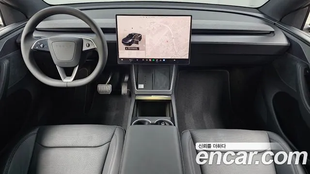 Tesla Model Y 2026 thumb 6