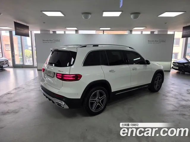 Mercedes-Benz GLB 2025 thumb 2