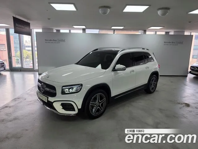 Mercedes-Benz GLB 2025 thumb 11