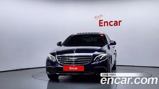 Mercedes-Benz E-Класс 2020 thumb 3