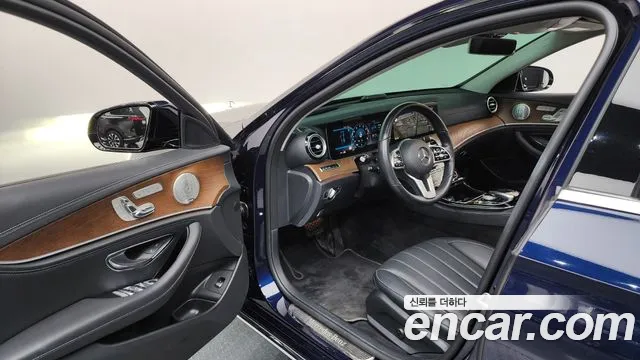 Mercedes-Benz E-Класс 2020 thumb 10