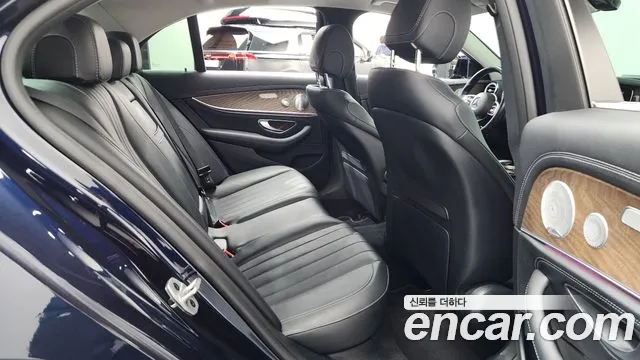 Mercedes-Benz E-Класс 2020 thumb 11