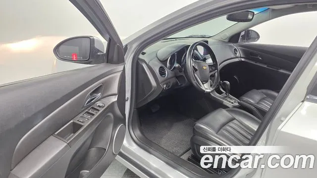 ChevroletGMDaewoo Cruze 2015 thumb 10