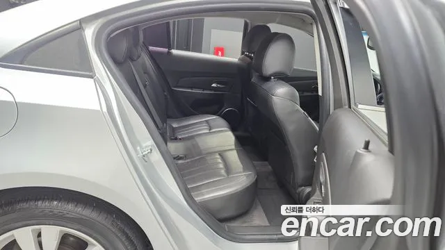 ChevroletGMDaewoo Cruze 2015 thumb 12