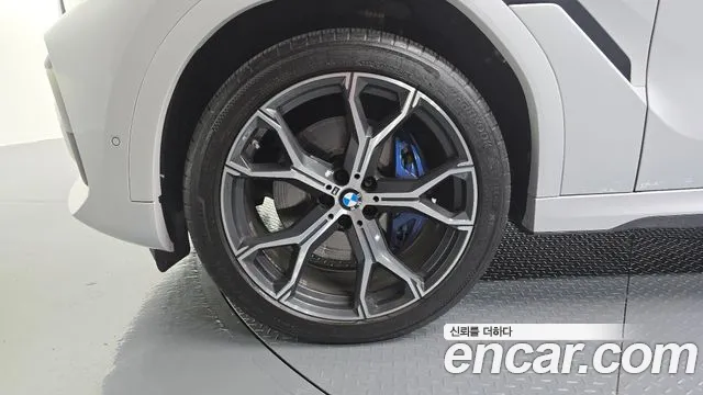 BMW X6 2022 thumb 4