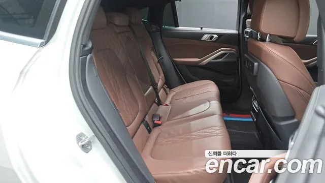 BMW X6 2022 thumb 10