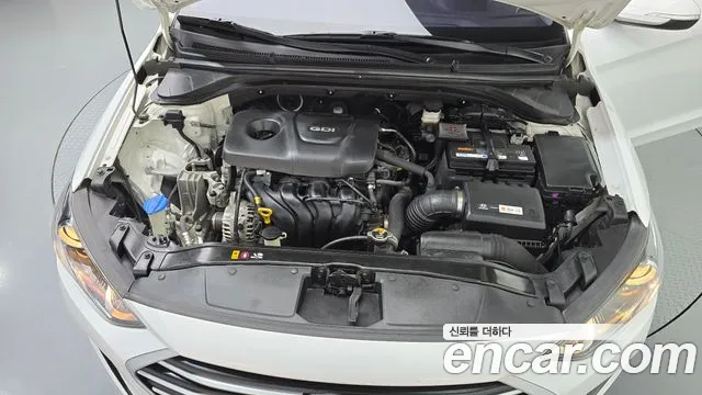 Hyundai Avante 2015 thumb 6