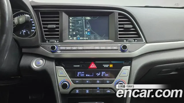 Hyundai Avante 2015 thumb 12