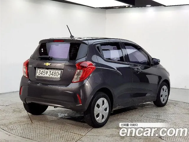 ChevroletGMDaewoo Spark 2015 thumb 4