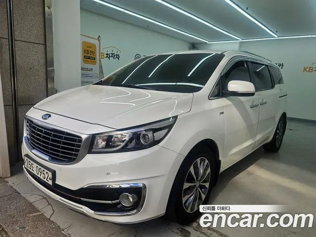 Kia Carnival 2016 thumb 12