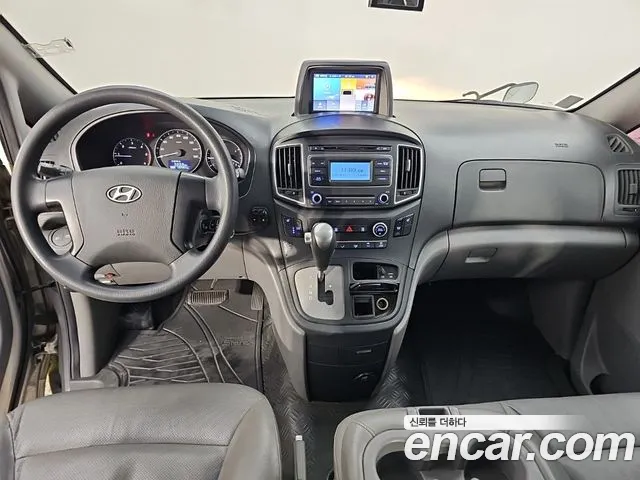 Hyundai Starex 2015 thumb 7