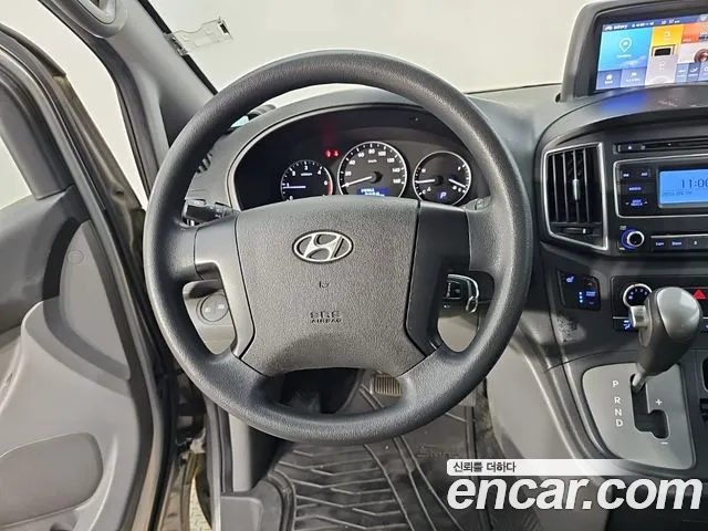 Hyundai Starex 2015 thumb 8