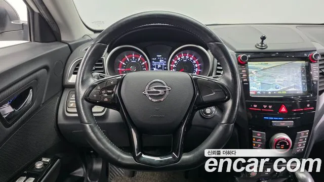 KG_Mobility_Ssangyong TIBOLI 2017 thumb 12