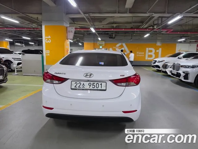 Hyundai Avante 2015 thumb 4