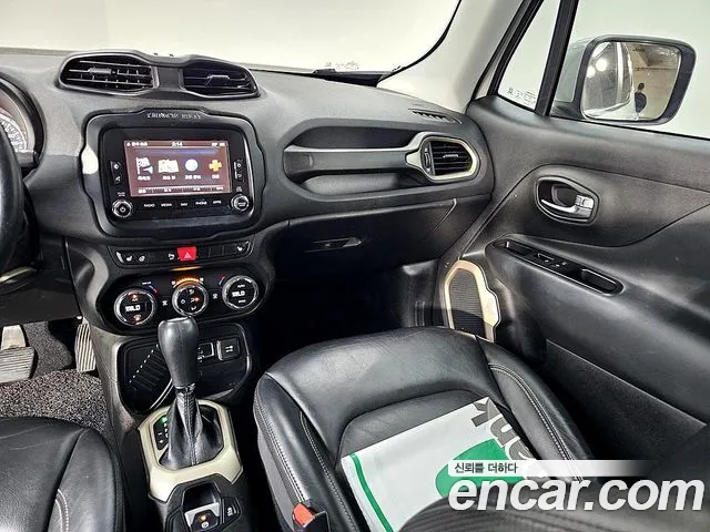 Jeep Renegade 2017 thumb 10