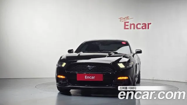 Ford Mustang Mach-E 2016 thumb 3