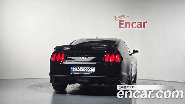 Ford Mustang Mach-E 2016 thumb 4