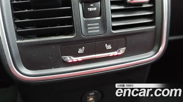 Porsche Macan 2017 thumb 12
