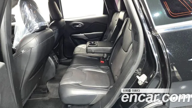 Jeep Cherokee 2019 thumb 11