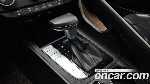 Hyundai Avante 2020 thumb 9
