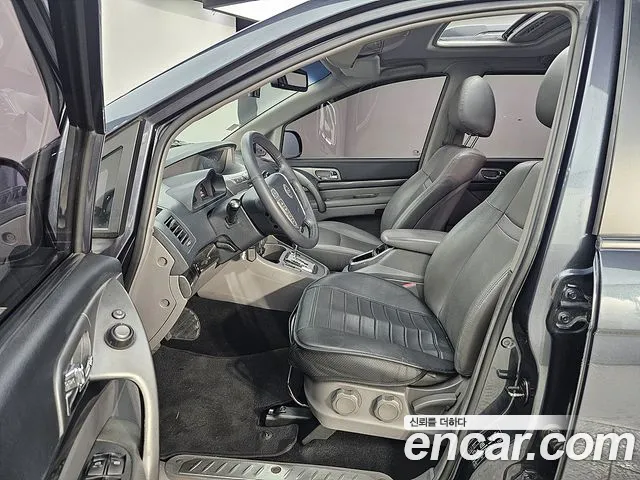 KG_Mobility_Ssangyong KORANDO 2014 thumb 8
