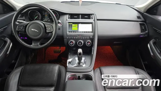 Jaguar E-Pace 2019 thumb 7